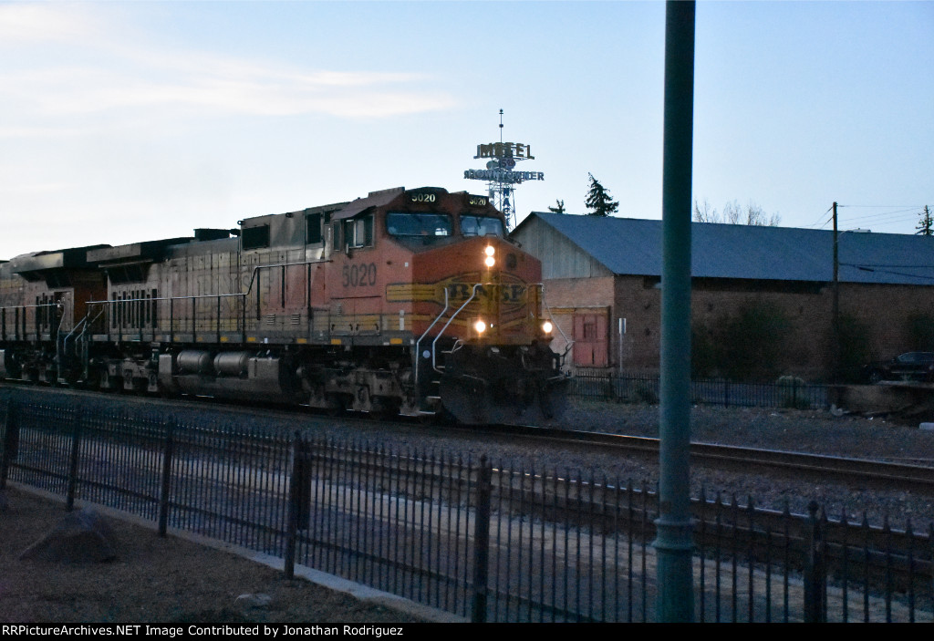 BNSF 5020